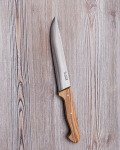 cuchillo acero inoxidable con mango en madera de olivo