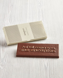 CHOCOLATE CON LECHE- ASI TAL COMO ERES ME ENCANTAS