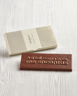 CHOCOLATE CON LECHE- ASI TAL COMO ERES ME ENCANTAS